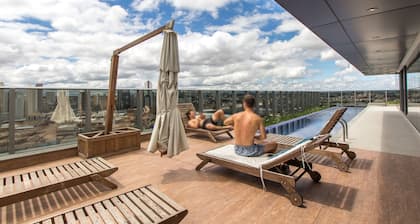 7th Avenue Oxford Residence