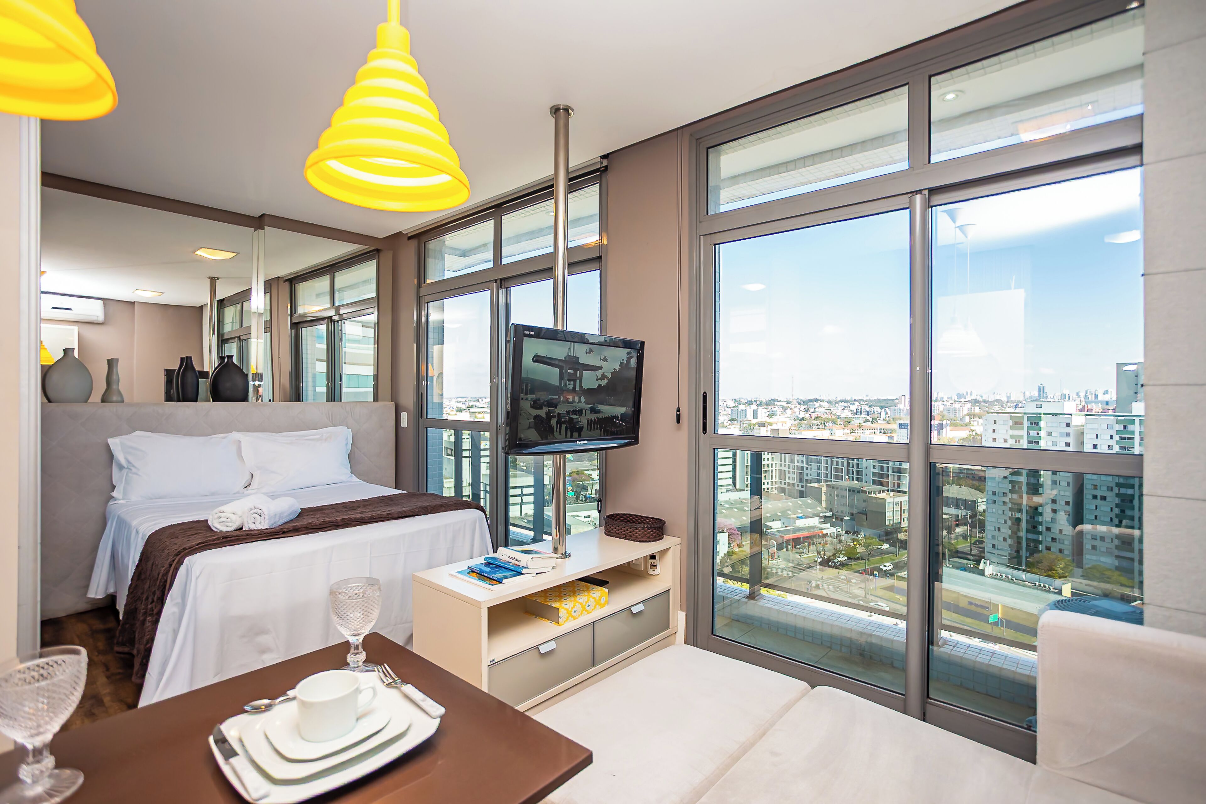 Blackout curtains, free WiFi, bed sheets