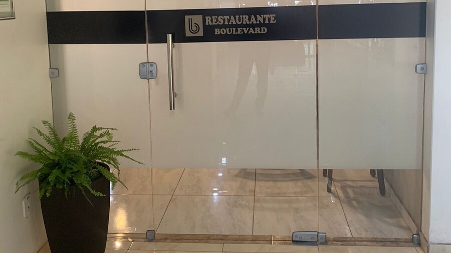 Boulevard Park Hotel