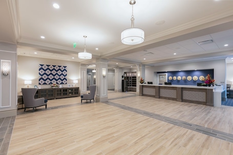 Lobby. Carlisle Inn