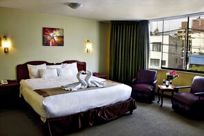 Superior Single Room, 1 Double Bed | Minibar, in-room safe, desk, soundproofing - Hoteles Riviera Cayma (Arequipa)