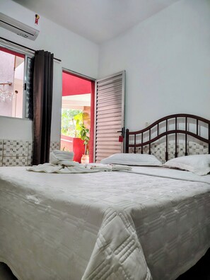 Free WiFi, bed sheets - Pousada Aconchego Recanto do Mar (São Sebastião)