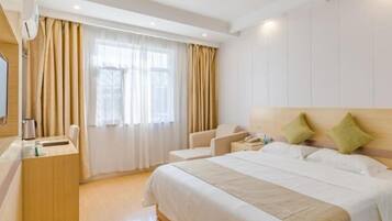 In-room safe, free WiFi