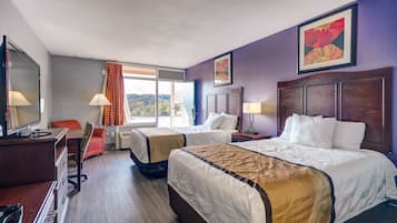 Chambre, 2 lits doubles, non-fumeur | Bureau, accès au Wi-Fi (inclus), literie fournie