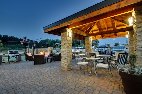 Staybridge Suites Rock Hill by IHG