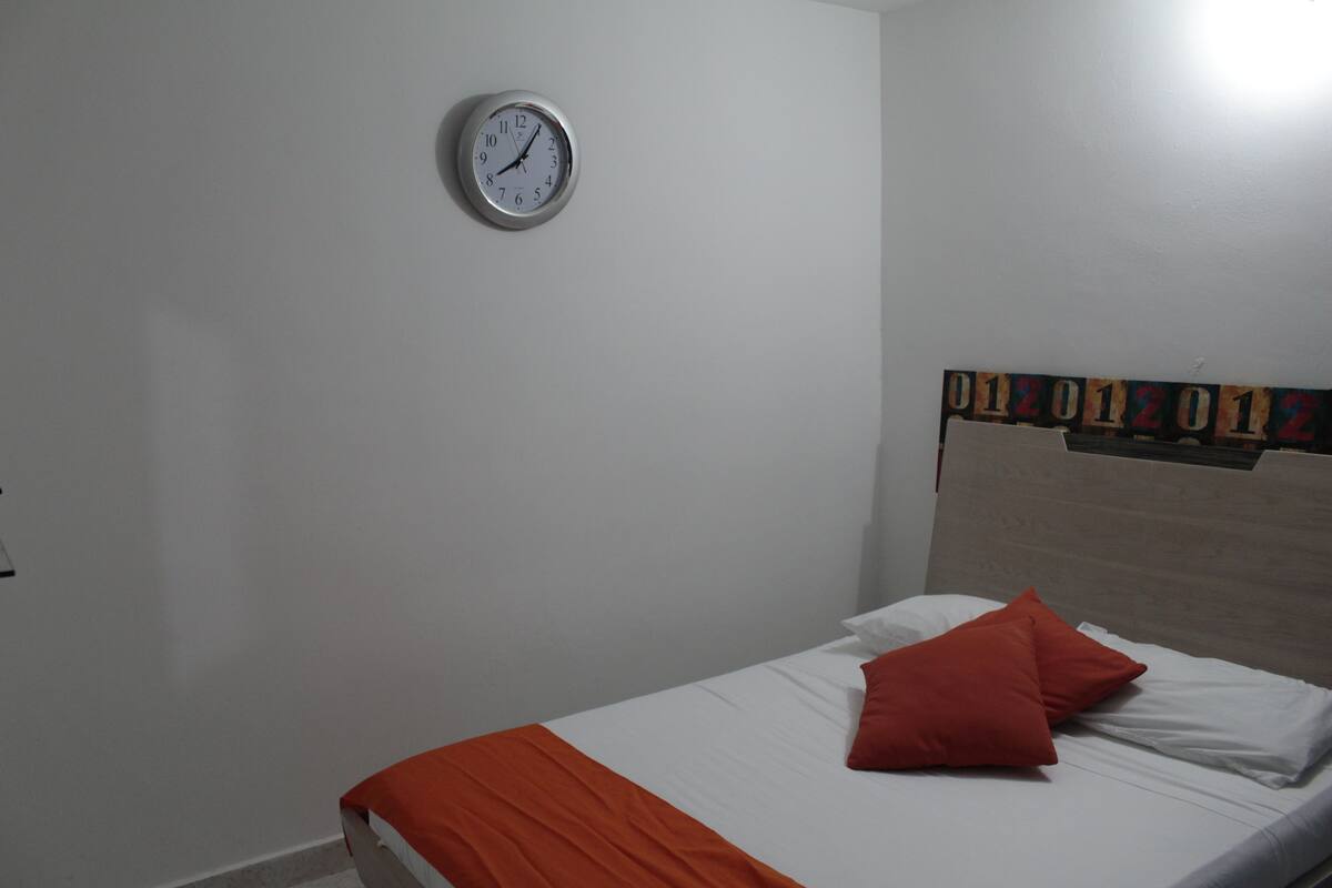 1 bedroom, free WiFi, bed sheets