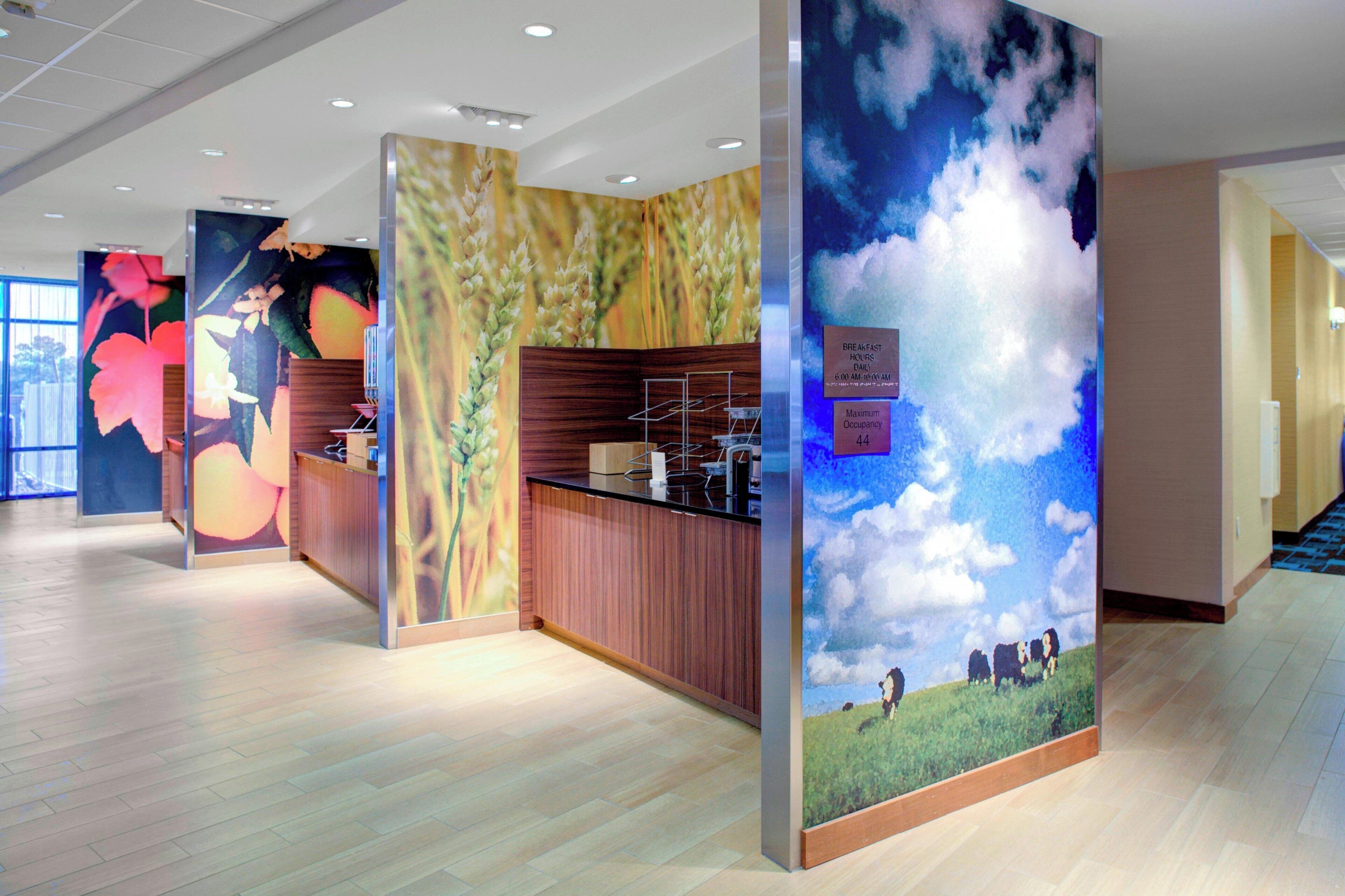 free daily continental breakfast