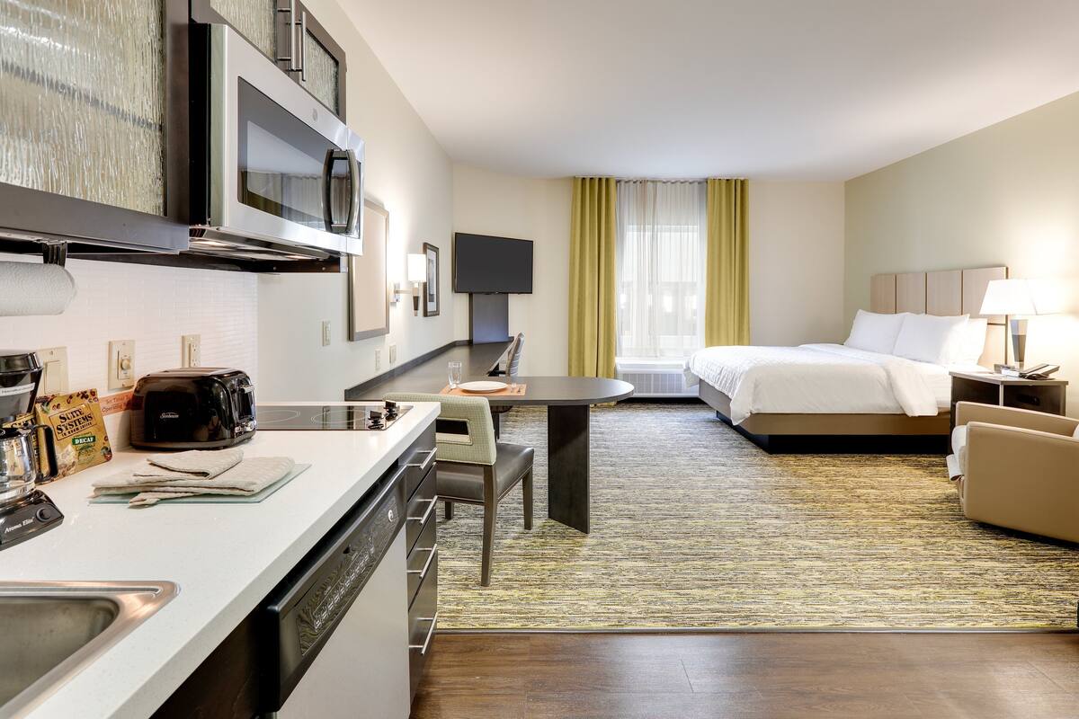 1 bedroom, hypo-allergenic bedding, in-room safe, desk