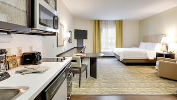 1 bedroom, hypo-allergenic bedding, in-room safe, desk