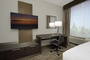 Bureau, espace de travail pour ordinateur portable, rideaux occultants