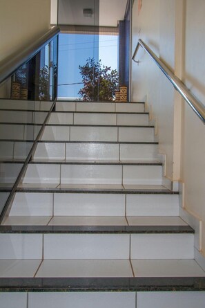 32-inch flat-screen TV with cable channels, TV - Hotel Borari (Santarém)