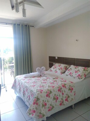 Minibar, in-room safe, free WiFi, bed sheets - Hotel Borari (Santarém)