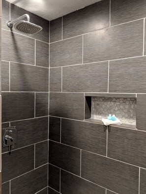 Regadera en el baño