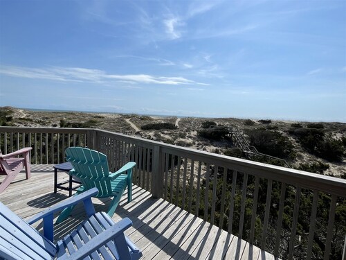 Dune Rose 3 Bedroom Cottage by RedAwning