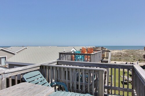 23 The Lighthouse 1 Bedroom Condo by RedAwning