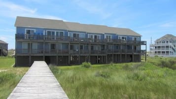 Condo, 1 Bedroom | Exterior