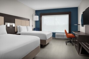 高級寢具、客房內保險箱、書桌、筆電工作空間