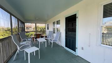 Cottage, 4 kamar tidur | Teras/patio