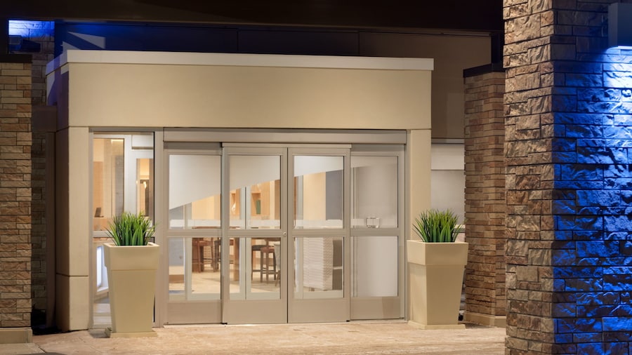 Holiday Inn Express & Suites-Cincinnati South - Wilder by IHG