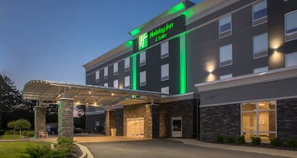 Holiday Inn & Suites Decatur-Forsyth by IHG