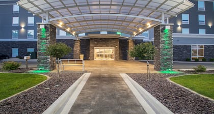 Holiday Inn & Suites Decatur-Forsyth by IHG
