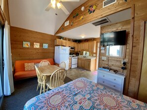 Studio | 1 bedroom, free WiFi - 11 Mystical Sundaze Studio Bedroom Condo by RedAwning (Hatteras)
