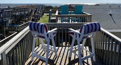 13 Dry Dock Studio Bedroom Condo by RedAwning