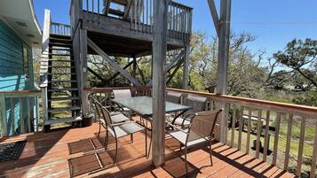 Cottage, 4 Bedrooms | Property grounds