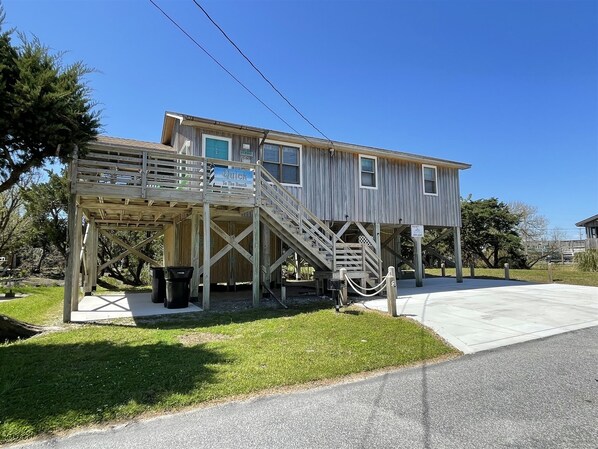 Cottage, 3 Bedrooms | Exterior - Tilghman's Nette 3 Bedroom Cottage by RedAwning (Hatteras)
