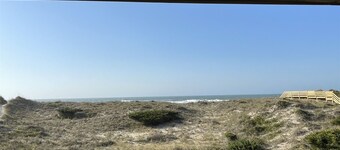 Time / Tide 4 Bedroom Cottage by RedAwning