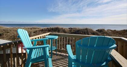 28 Beach Lookout Studio Bedroom Condo by RedAwning