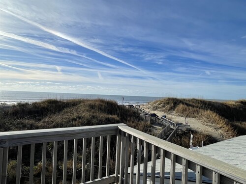 20 Ocean Odyssey Studio Bedroom Condo by RedAwning