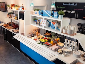 Daily buffet breakfast for a fee - ibis budget Málaga Centro (Málaga)