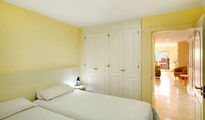 Fer et planche à repasser, Wi-Fi gratuit