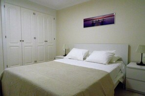 Een strijkplank/strijkijzer, gratis wifi