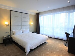 Blackout curtains, iron/ironing board, free WiFi - GreenTree Inn North WeiHai Station North International Bathing Beach Hotel (Weihai)