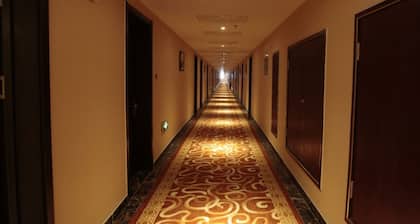 GreenTree Inn North WeiHai Station North International Bathing Beach Hotel