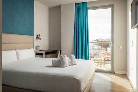 Arya Stadium Hotel - view 3