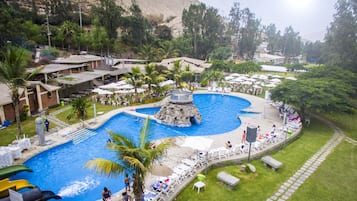 Piscina all'aperto