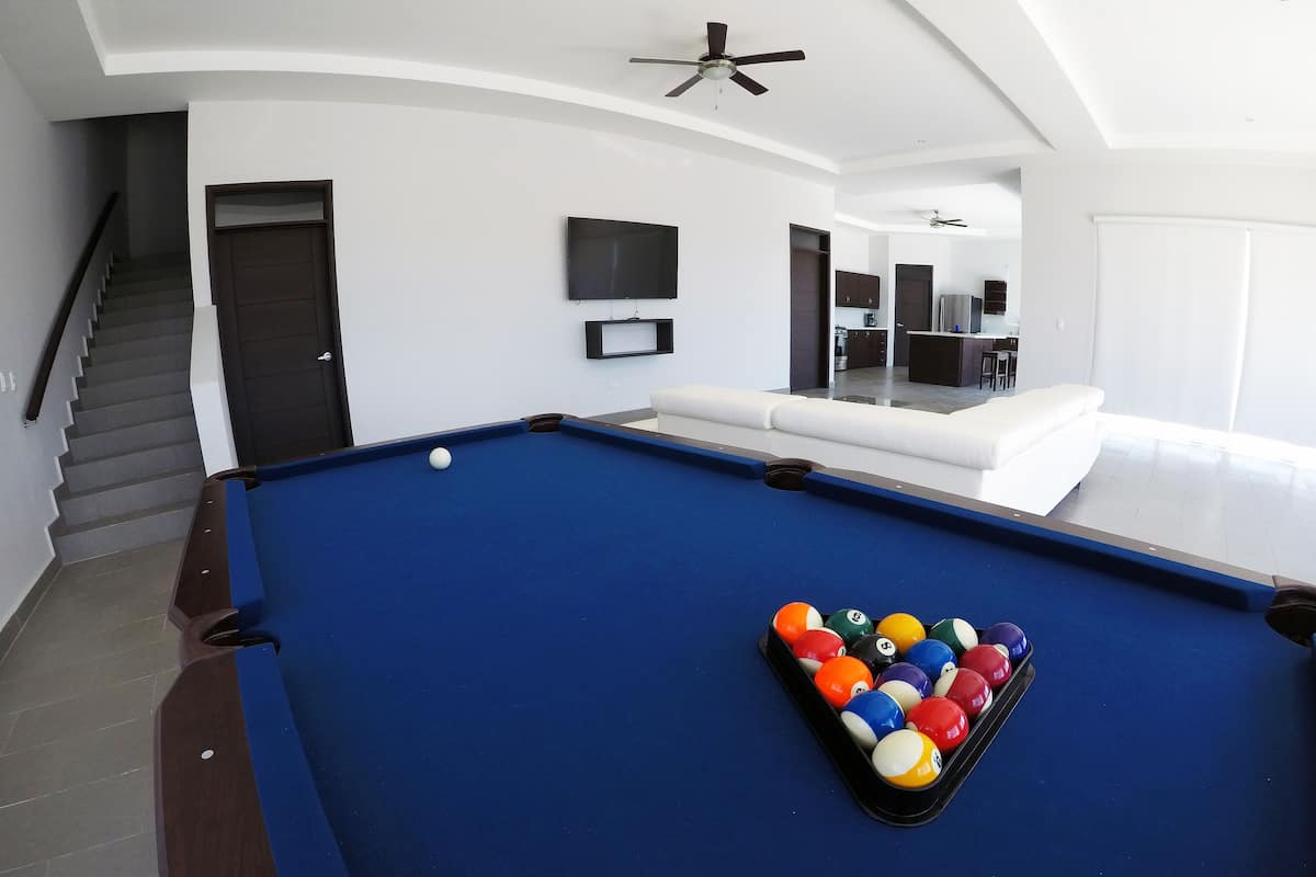 Luxury House | 2 bedrooms, premium bedding, individually decorated