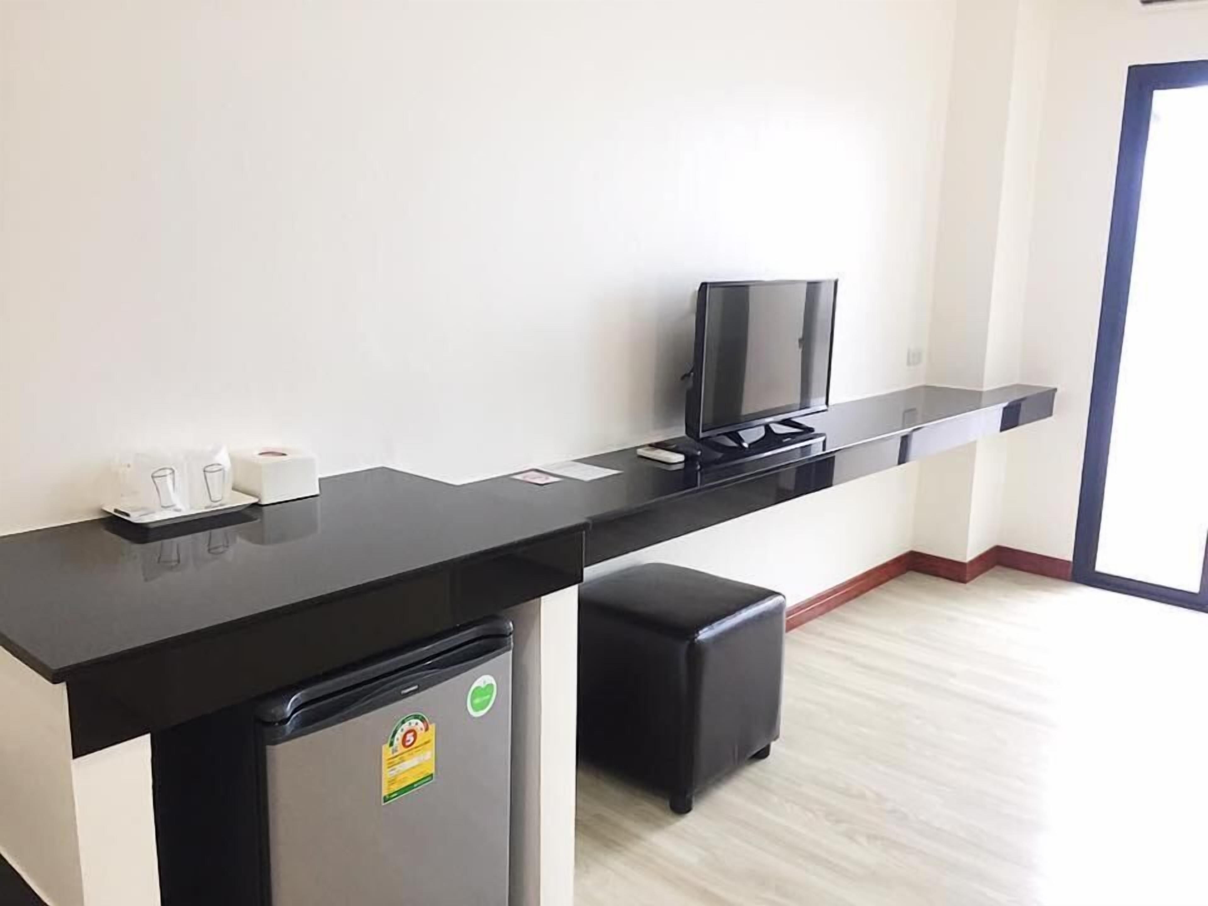 soundproofing, rollaway beds, free wifi, bed sheets