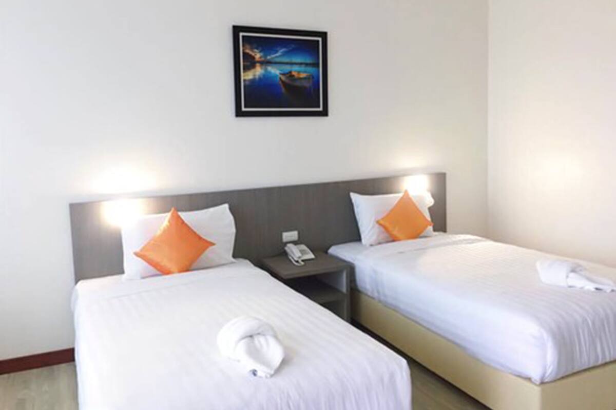 Standard Twin Room