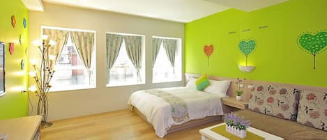 1 habitación, cubrecamas, minibar y decoración personalizada