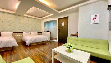 Design Twin Room, 2 Double Beds | 1 bedroom, down duvets, minibar, individually decorated