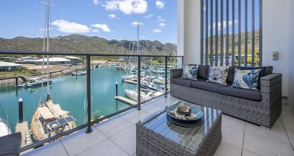 Absolute Waterfront Magnetic Island