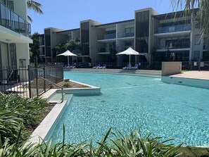 2 outdoor pools, sun loungers - Absolute Waterfront Magnetic Island (Nelly Bay)
