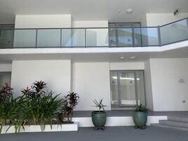 Bahagian luar