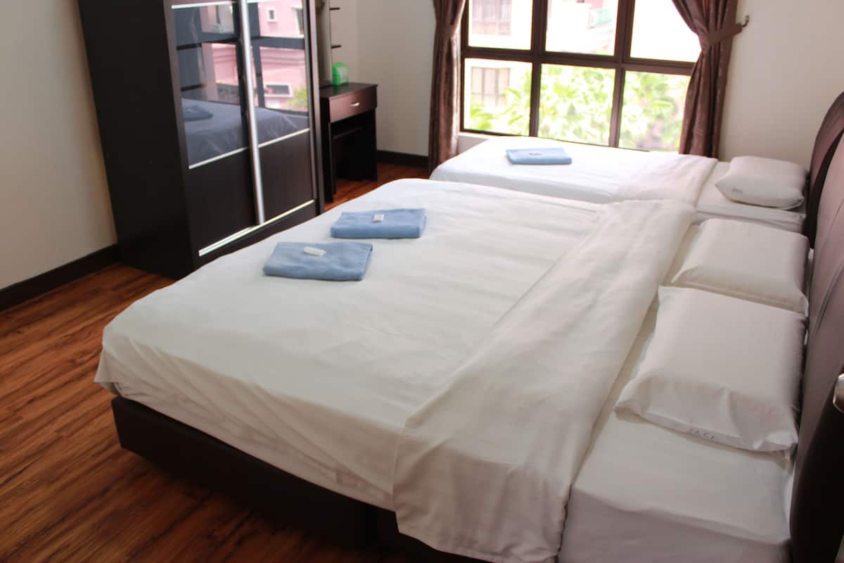 Apartment, 2 Bedrooms | Iron/ironing board, free WiFi, bed sheets