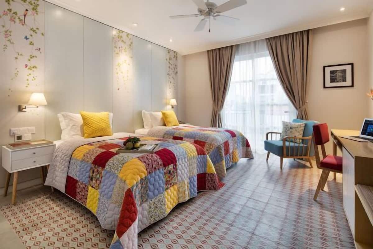 Literie de qualité supérieure, surmatelas, minibar