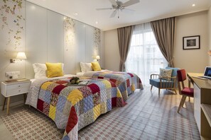 Artist Family Room | Street view - Maison De Camille Boutique Hotel (Ho Chi Minh City)
